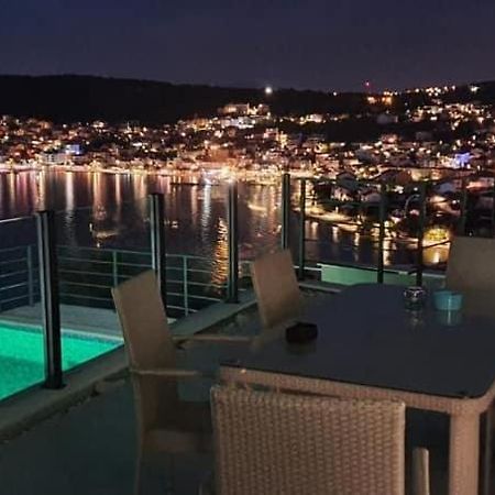 Apartment Julia Trogir Exterior foto