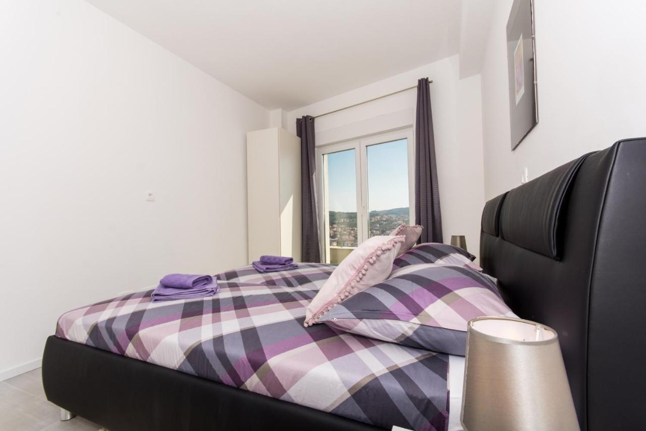 Apartment Julia Trogir Exterior foto